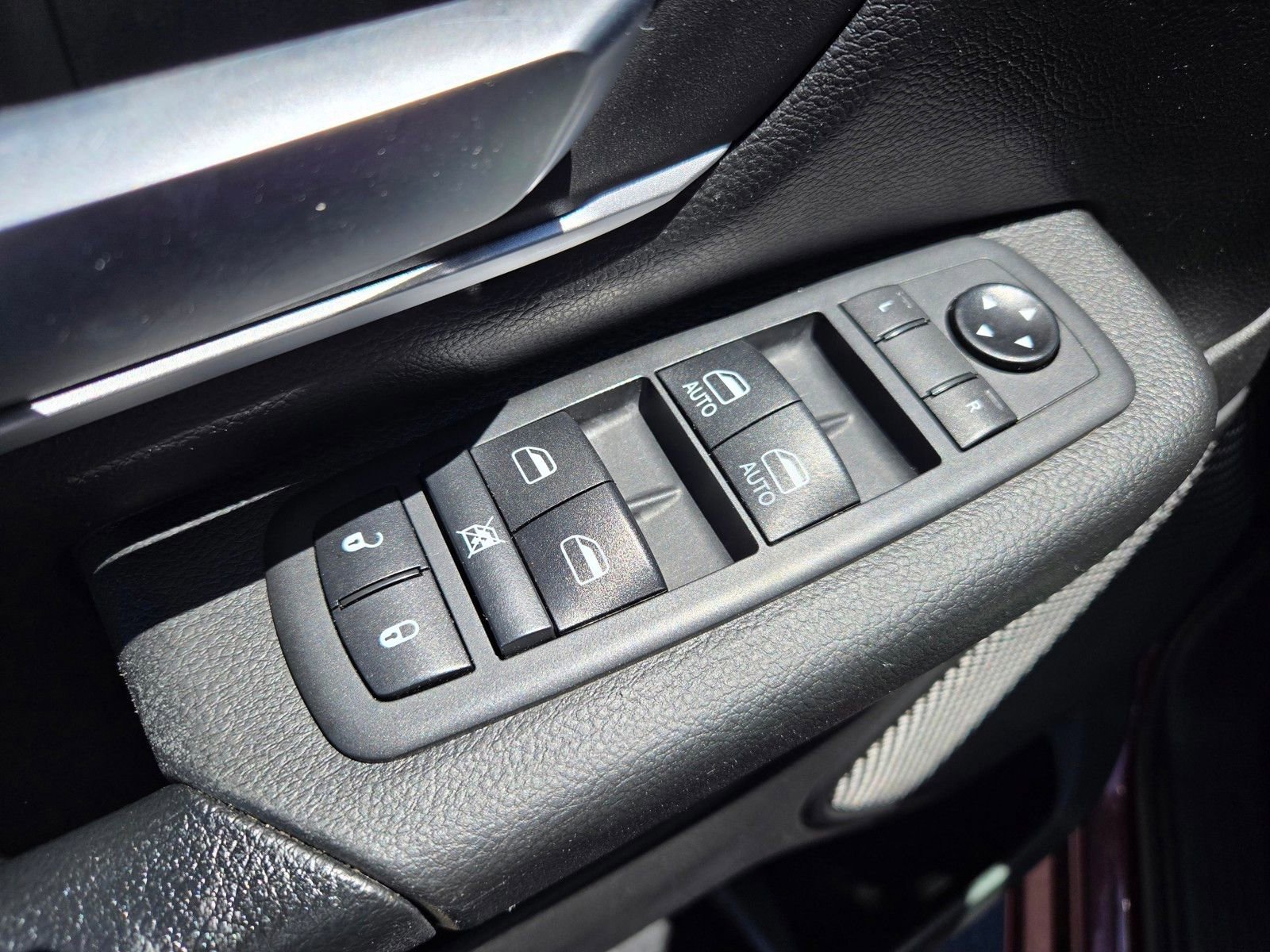 Used 2020 RAM 1500 Big Horn RWD image 14