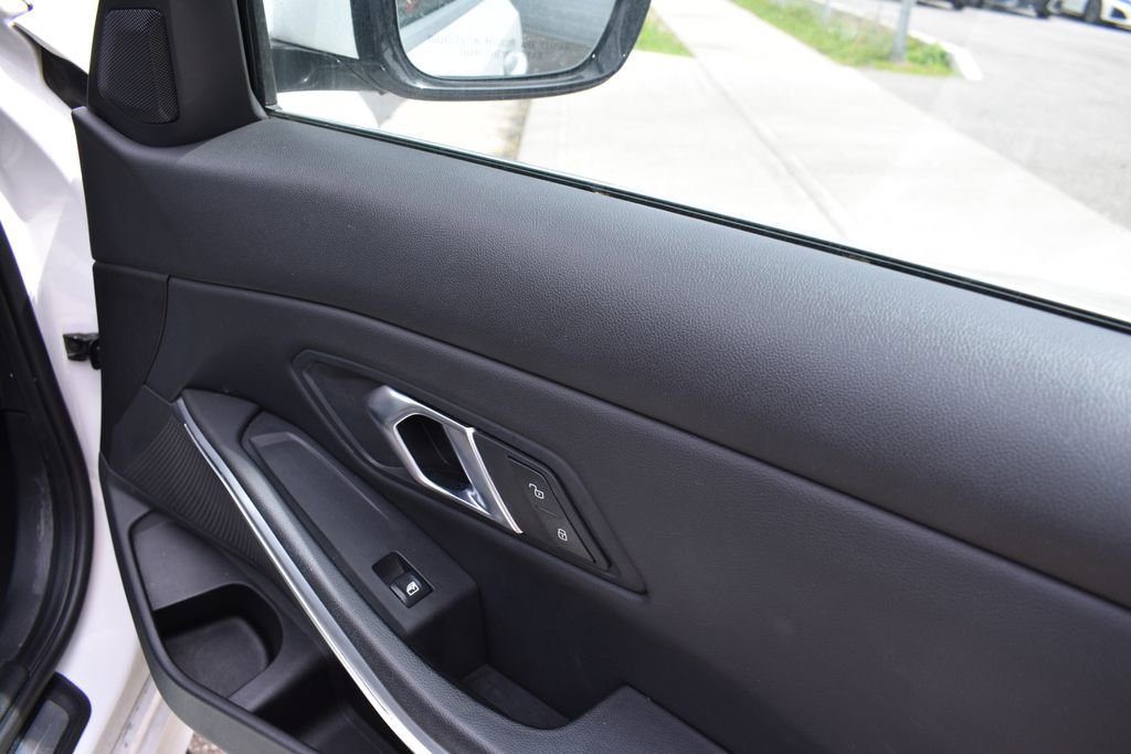 Used 2024 BMW 330e RWD image 23