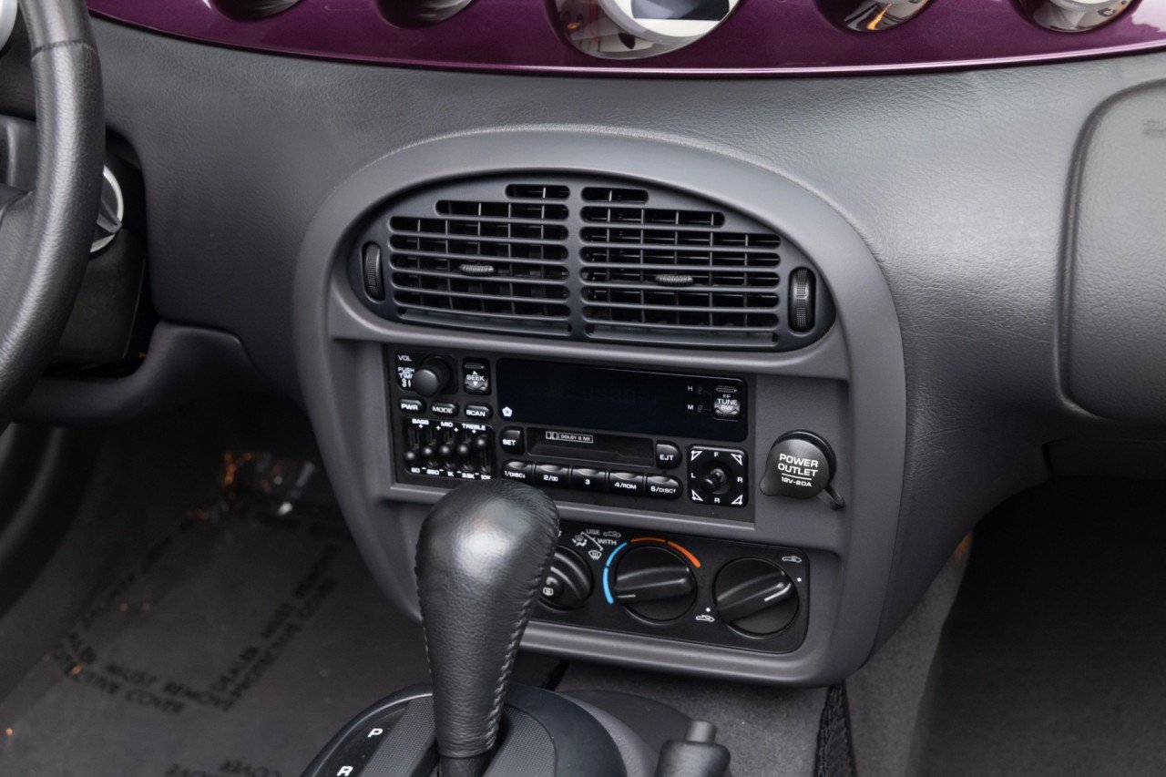 Used 1999 Plymouth Prowler RWD image 28