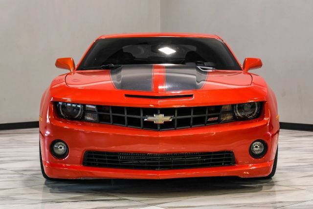 Used 2010 Chevrolet Camaro SS w/ LPO, Ground Effects Package RWD image 8