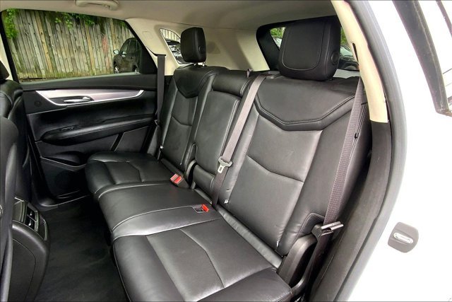 Used 2018 Cadillac XT5 Luxury w/ Driver Awareness Package AWD/4WD image 26
