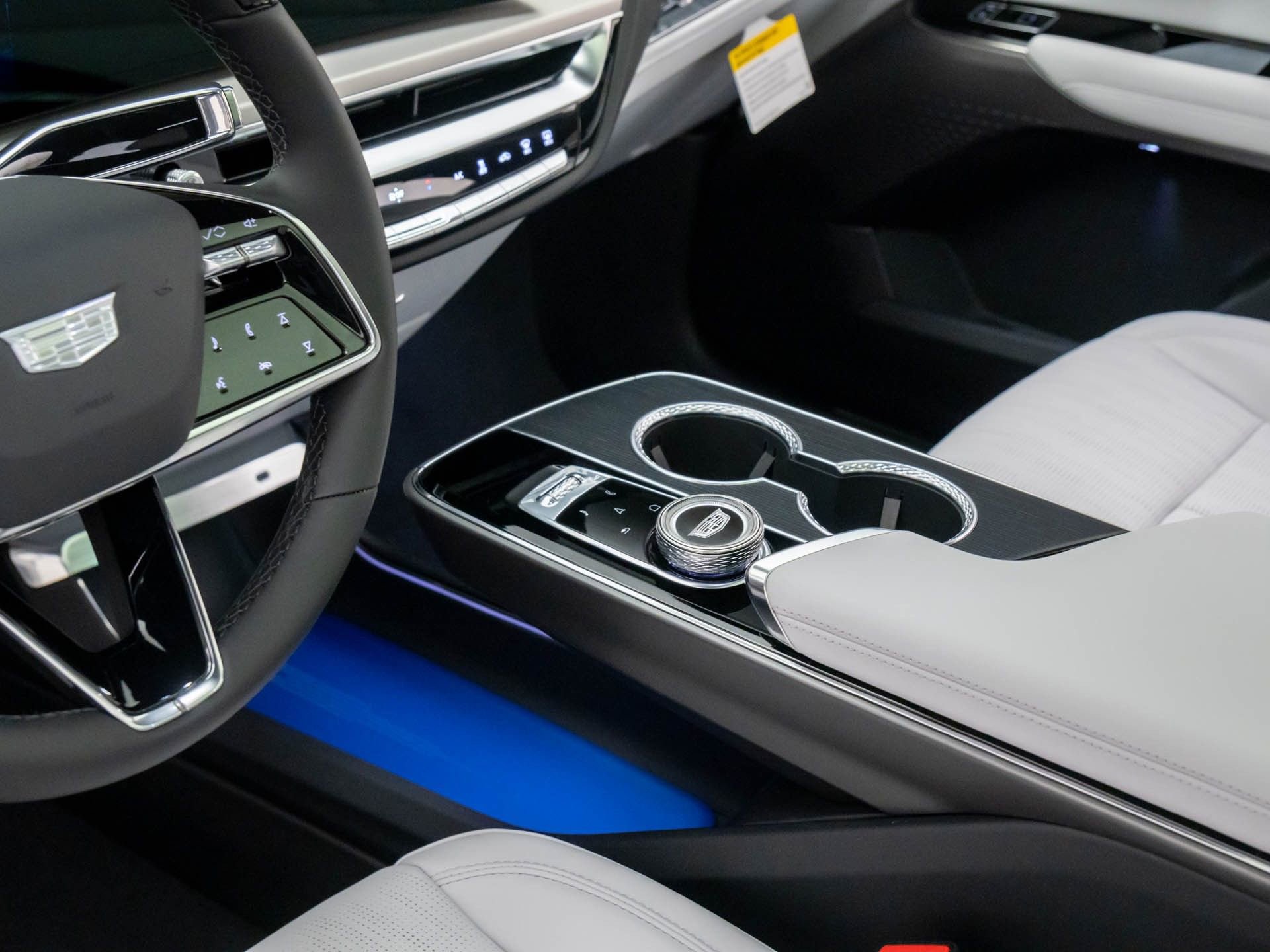 New 2026 Cadillac Lyriq Luxury image 15