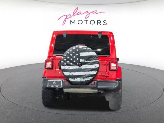 Used 2018 Jeep Wrangler Unlimited Sahara AWD/4WD image 6
