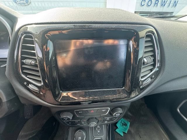 Used 2018 Jeep Compass Limited w/ Navigation Group AWD/4WD image 14