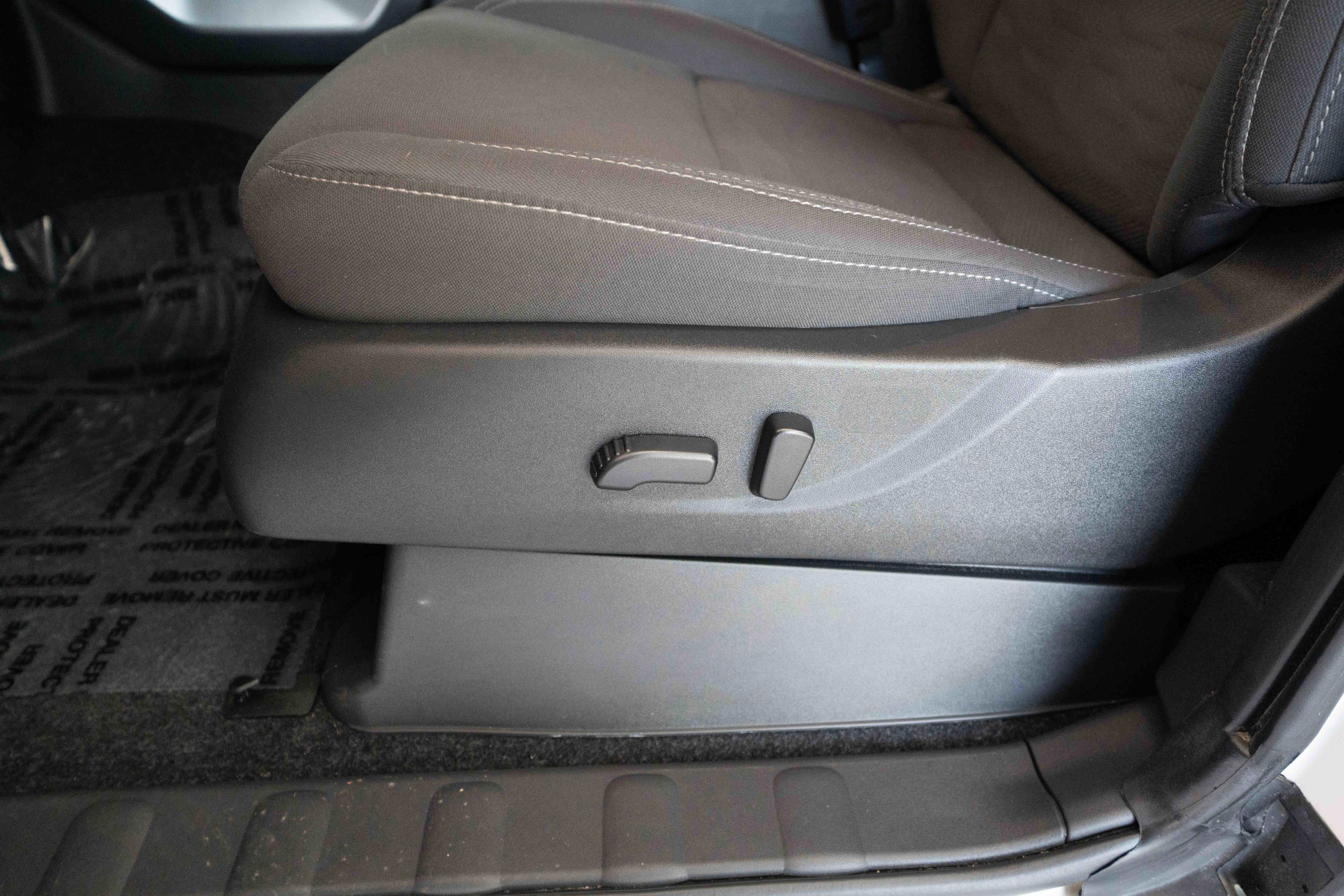 Used 2024 Nissan Frontier SV w/ SV Convenience Package image 12