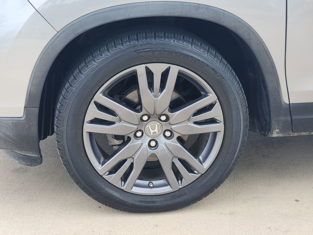 Used 2019 Honda Passport EX-L image 11