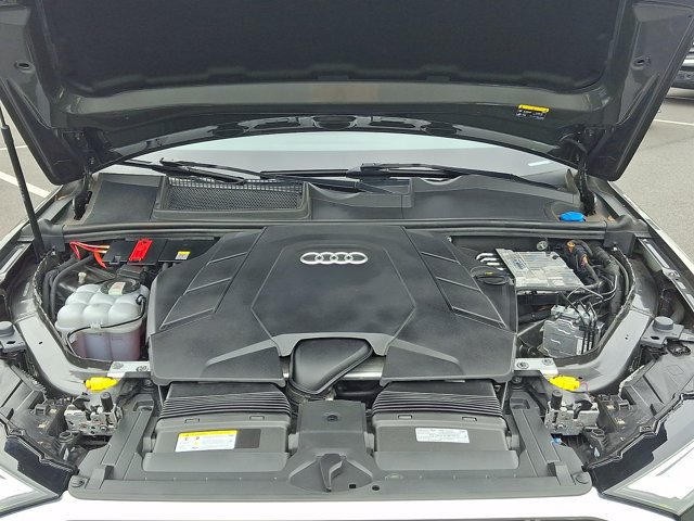 Used 2025 Audi Q7 3.0T Premium Plus AWD/4WD image 29