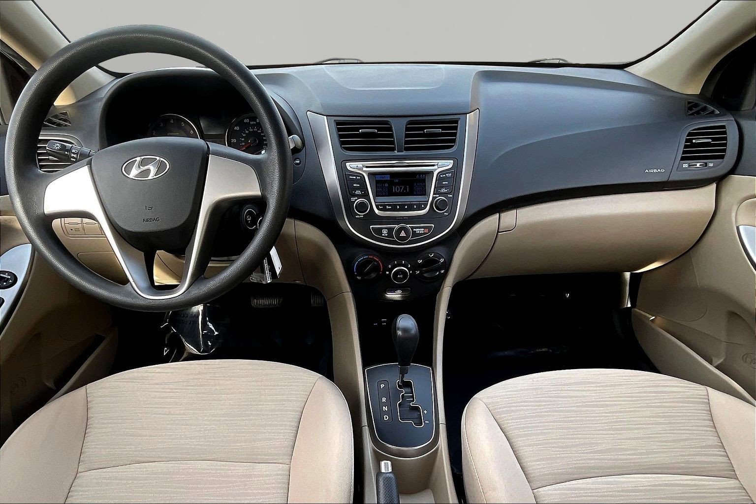 Used 2016 Hyundai Accent SE FWD image 7