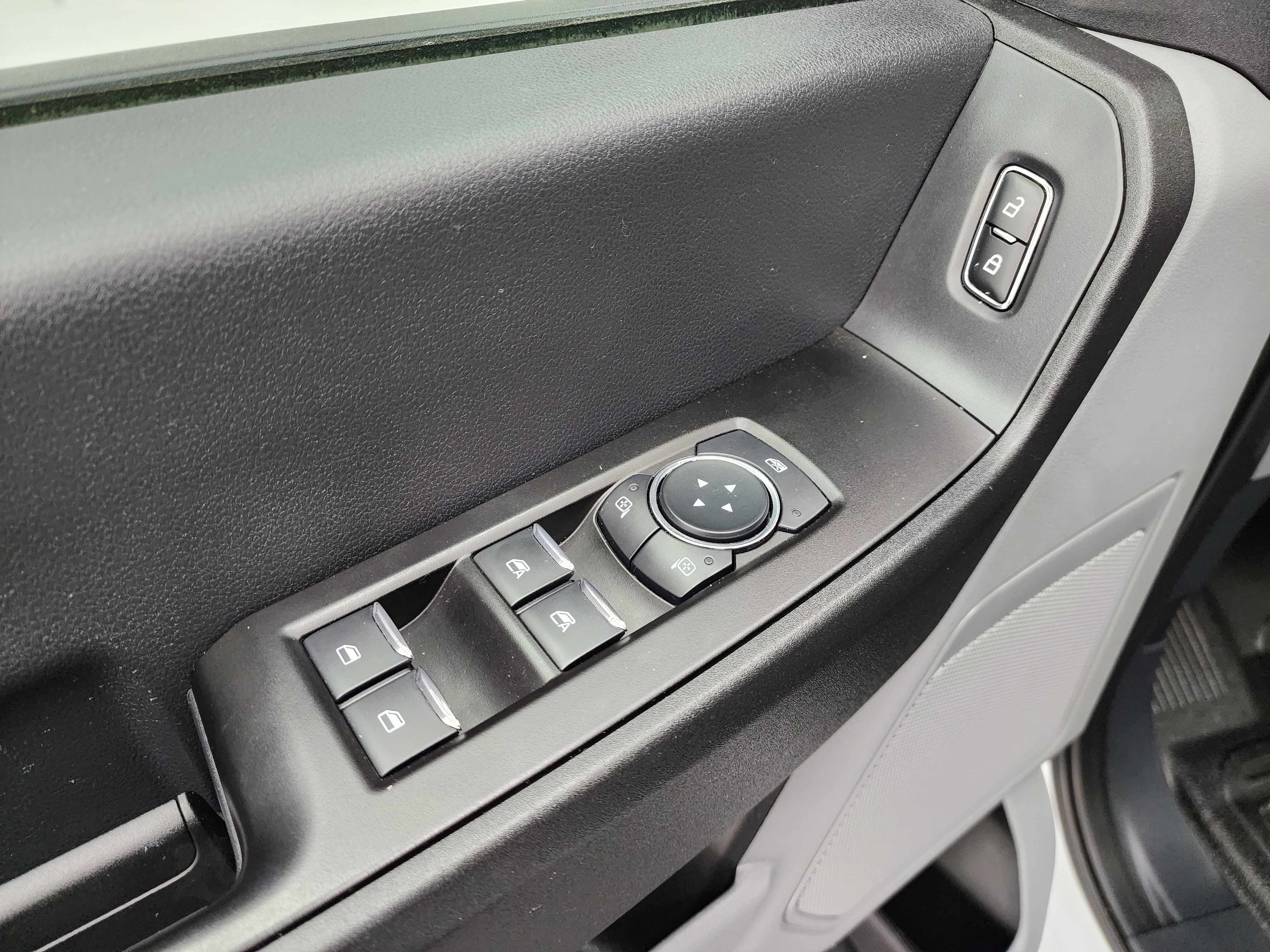 Used 2023 Ford F350 XL image 41