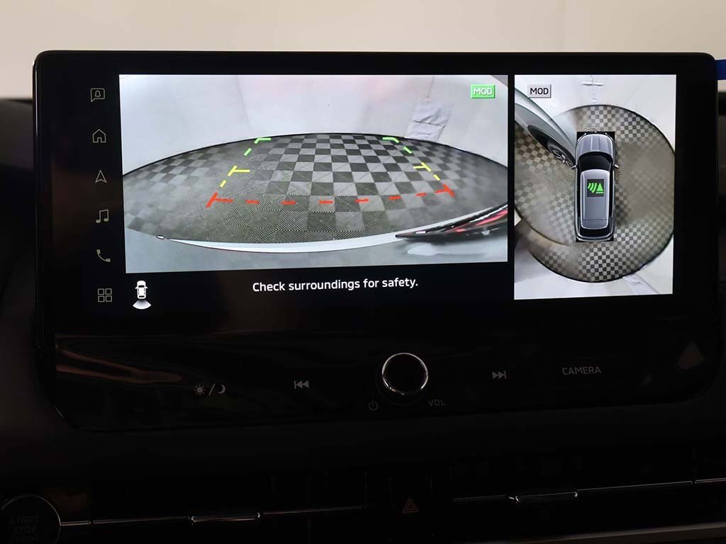 New 2025 Mitsubishi Outlander SE image 49