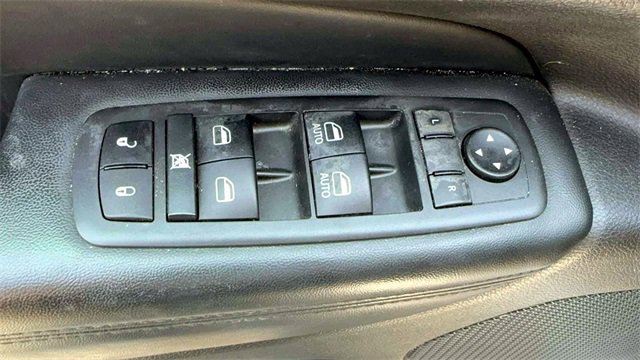 Certified 2021 Jeep Grand Cherokee Limited w/ Sun & Sound Group image 13