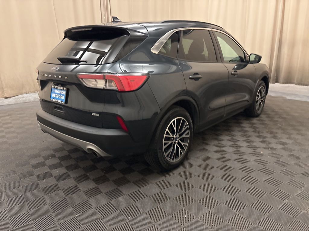 Used 2022 Ford Escape SEL w/ Technology Package image 5