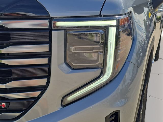 Used 2025 GMC Sierra 1500 AT4 AWD/4WD image 6