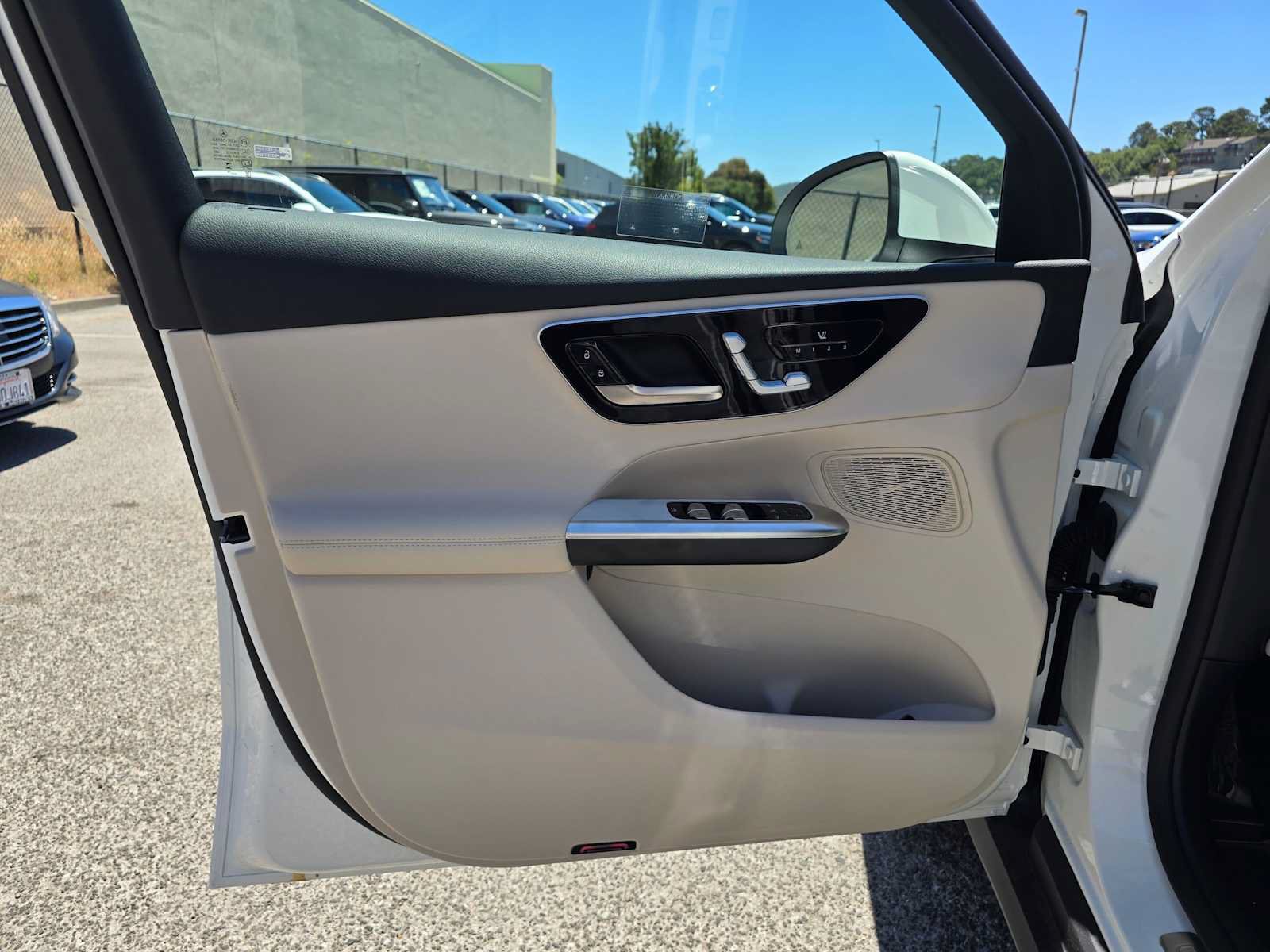 Used 2026 Mercedes-Benz GLC 300 4MATIC image 21