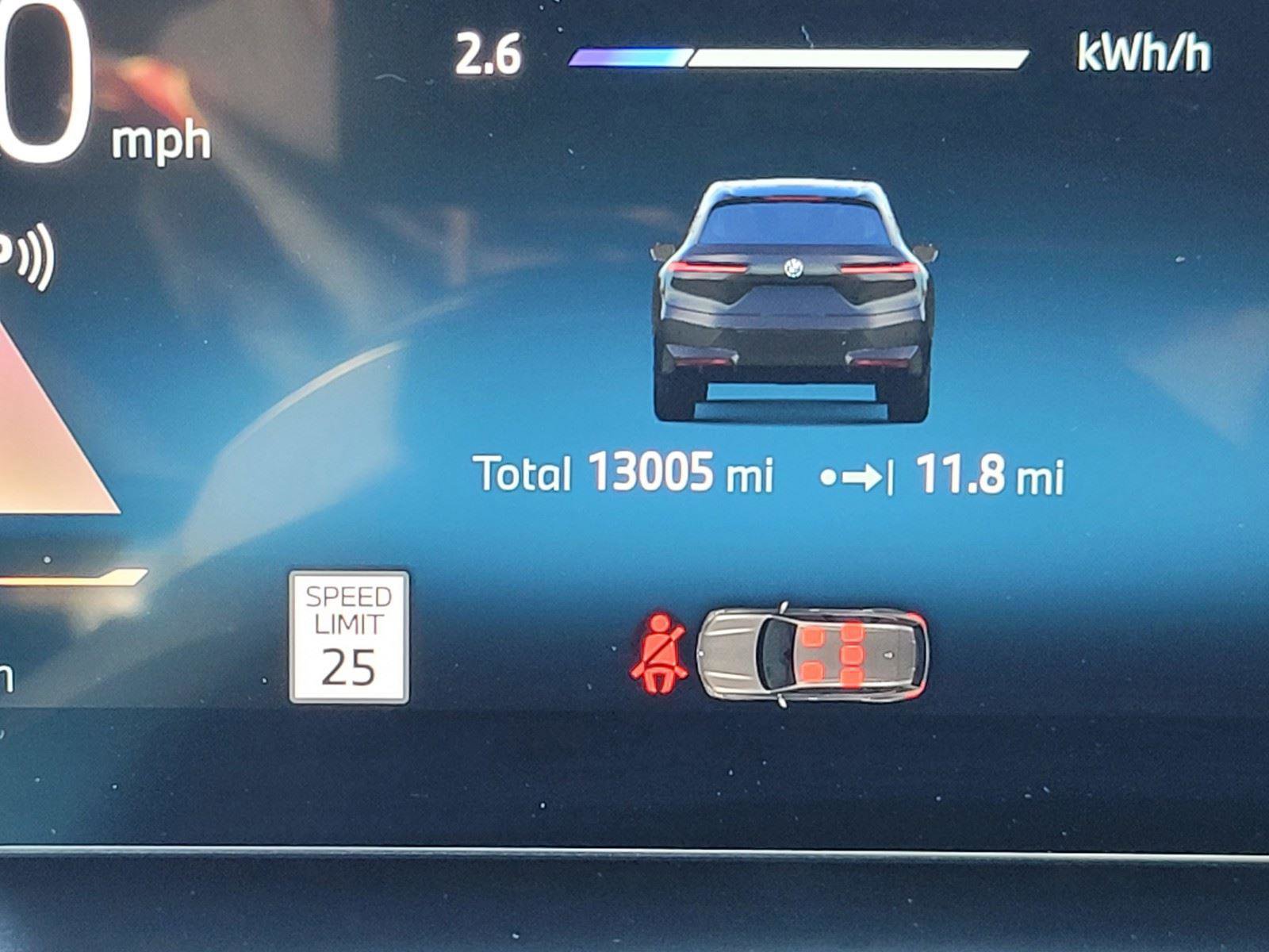 Certified 2025 BMW iX xDrive50 w/ Premium Package image 32