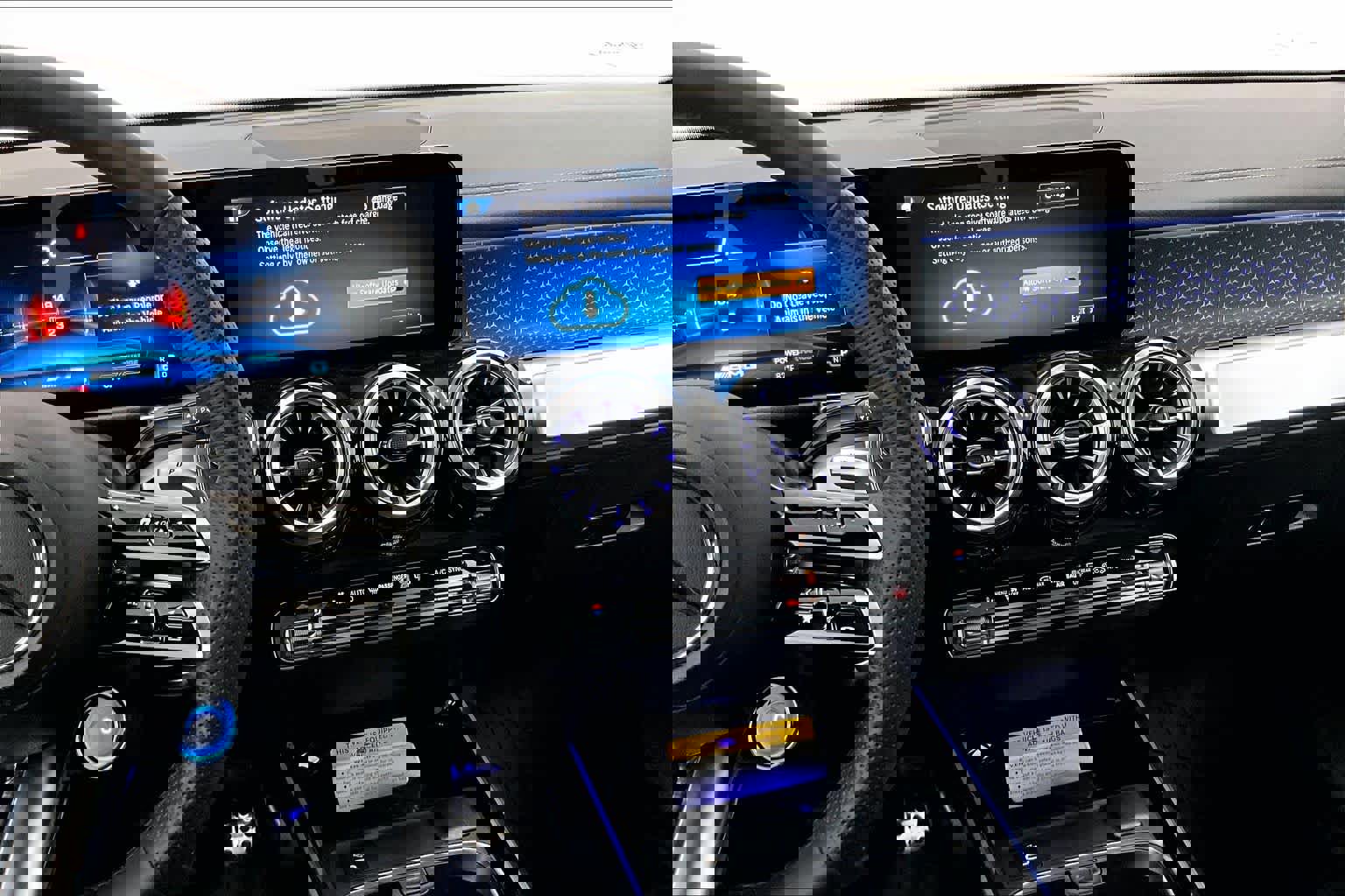 New 2026 Mercedes-Benz GLB 35 AMG 4MATIC image 6