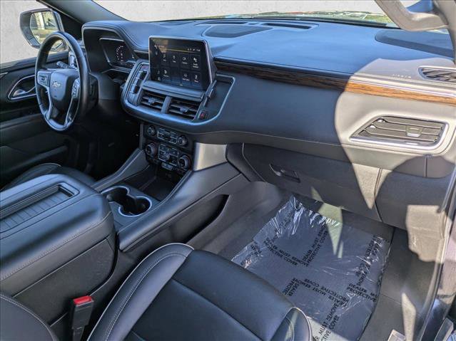 Used 2023 Chevrolet Suburban Premier image 19