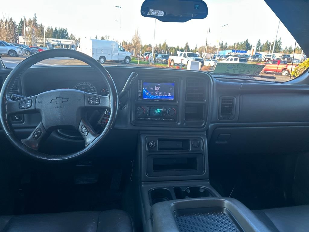 Used 2005 Chevrolet Silverado 3500 LT w/ Heavy-Duty Power Package image 6