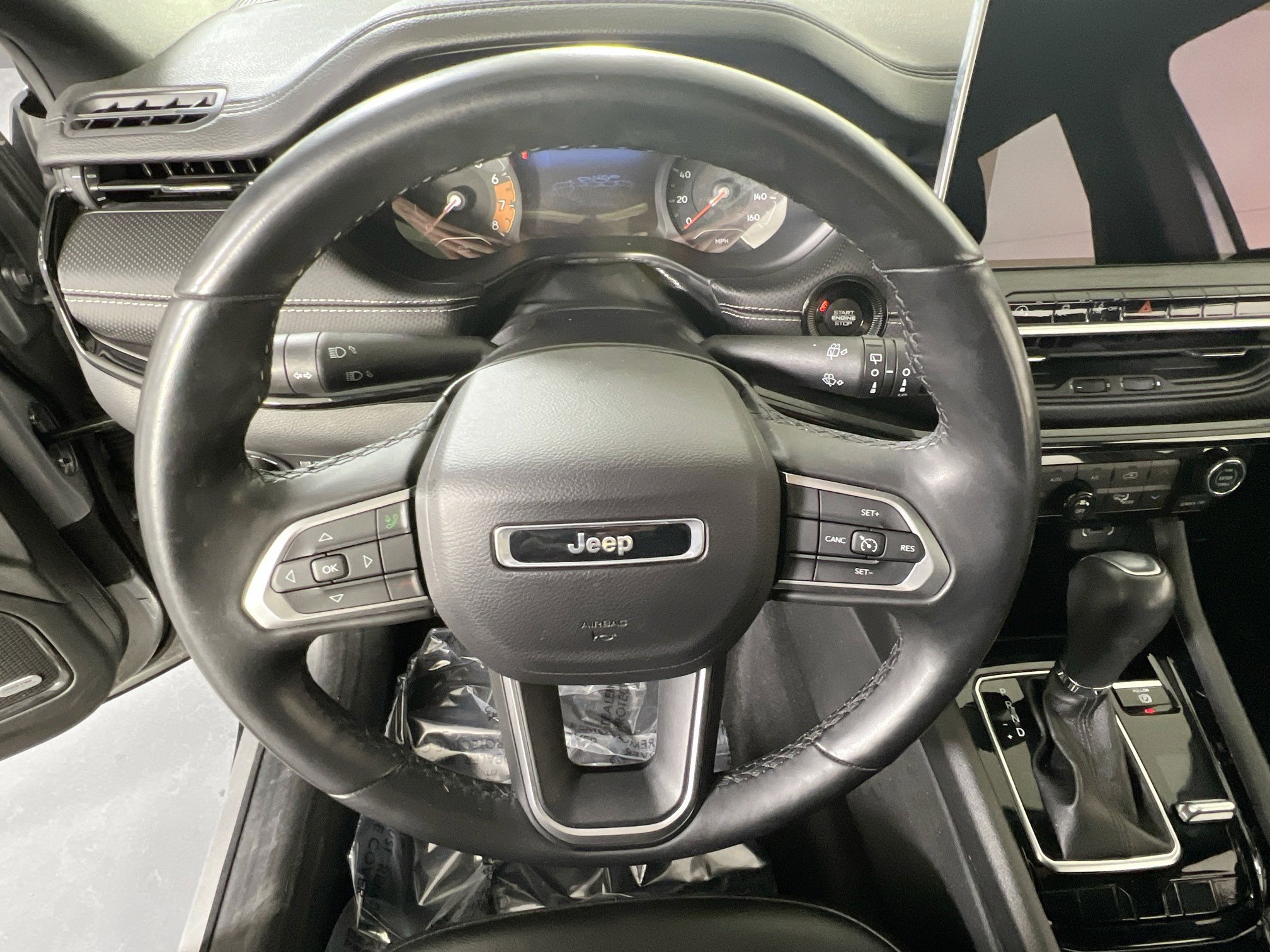 Used 2022 Jeep Compass Altitude w/ Sun and Sound Group image 11