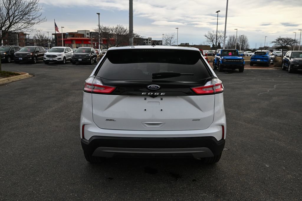 Used 2024 Ford Edge SEL w/ Convenience Package AWD/4WD image 6