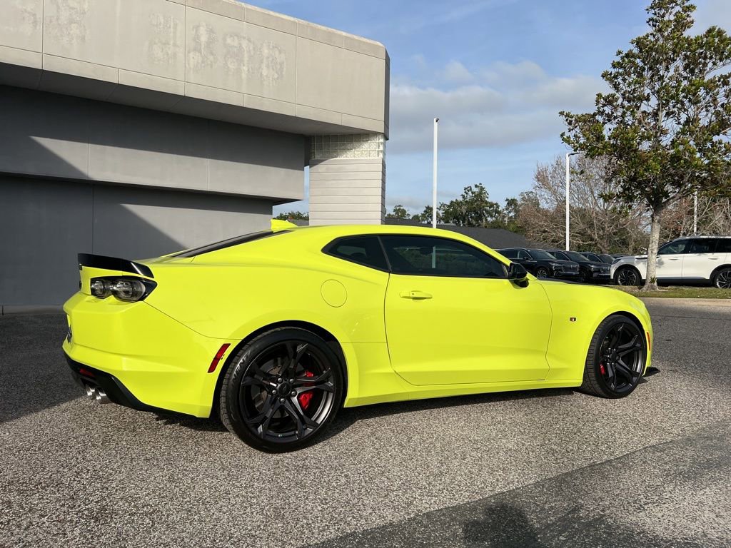 Used 2019 Chevrolet Camaro SS image 3
