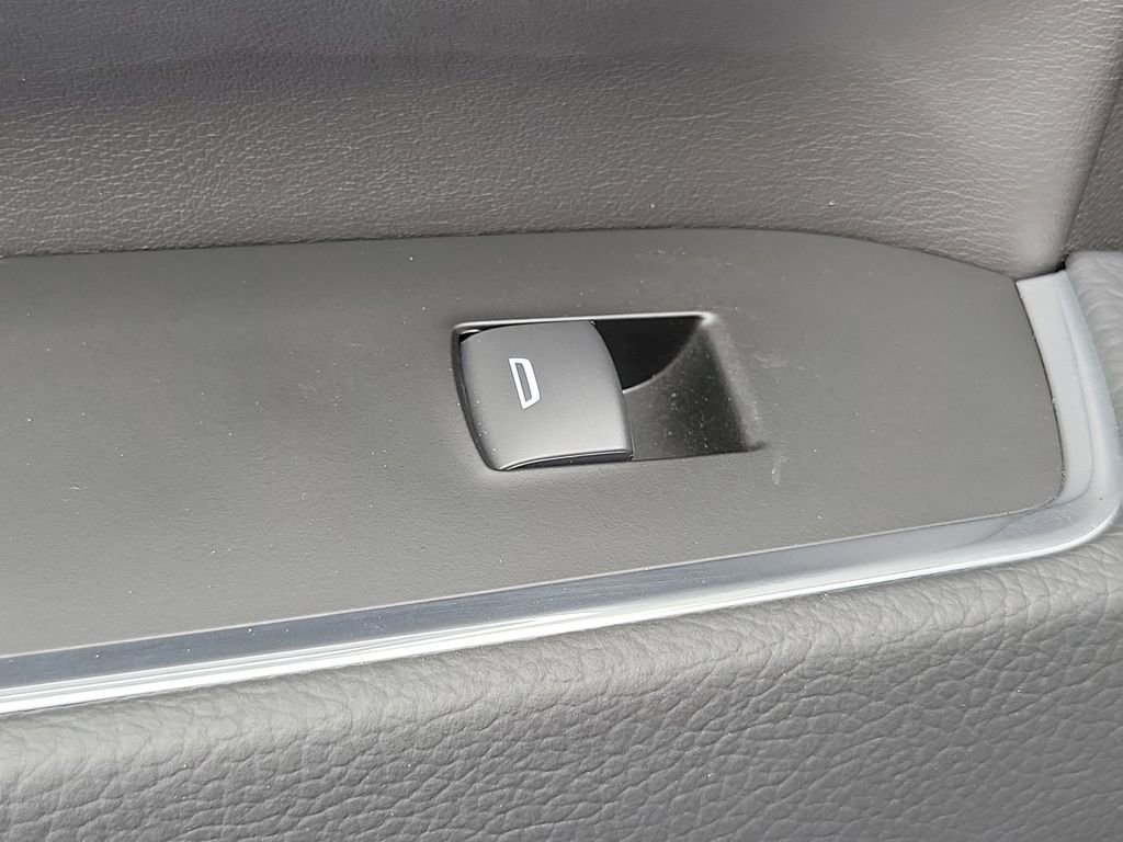 Used 2025 GMC Sierra 2500 Denali w/ Denali Reserve Package image 15