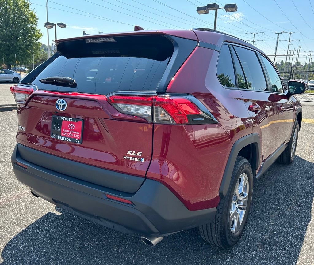 Certified 2024 Toyota RAV4 XLE AWD/4WD image 5