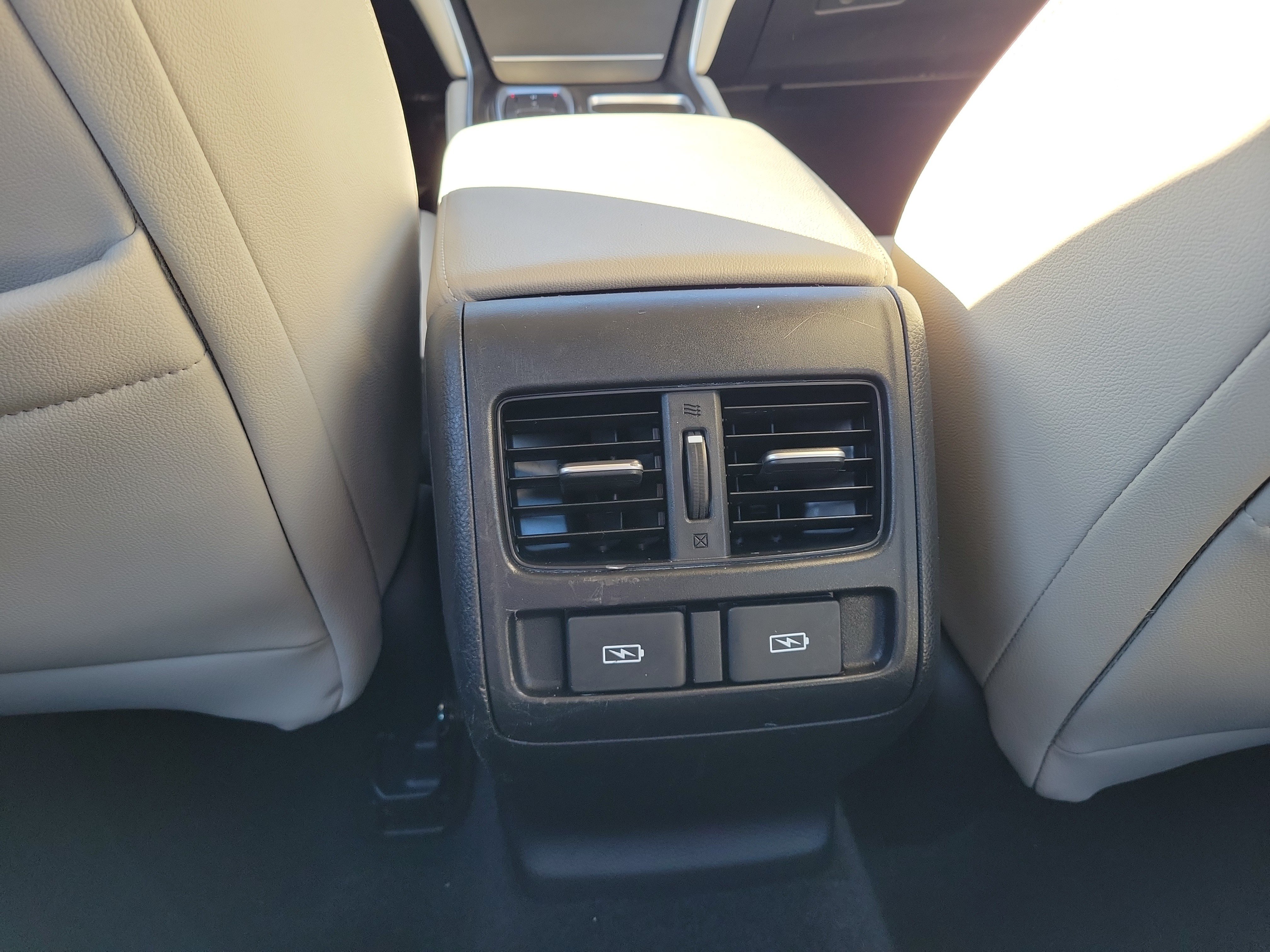 Used 2021 Honda Accord Touring image 14