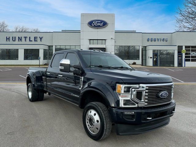 Used 2022 Ford F450 Platinum w/ FX4 Off-Road Package image 4