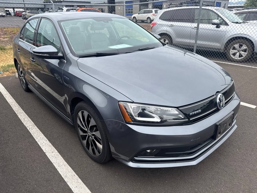 Used 2015 Volkswagen Jetta SEL Premium FWD image 4