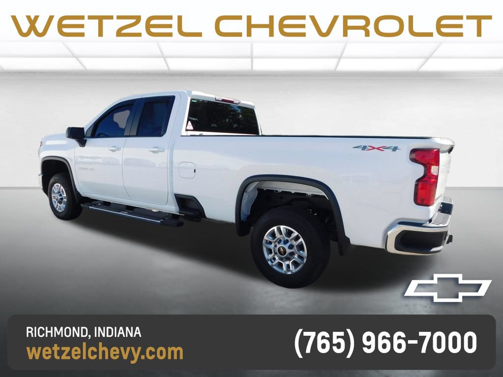 Used 2024 Chevrolet Silverado 2500 LT w/ Convenience Package AWD/4WD image 8