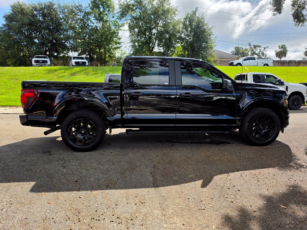 Used 2025 Ford F150 STX w/ STX Black Appearance Package RWD image 5