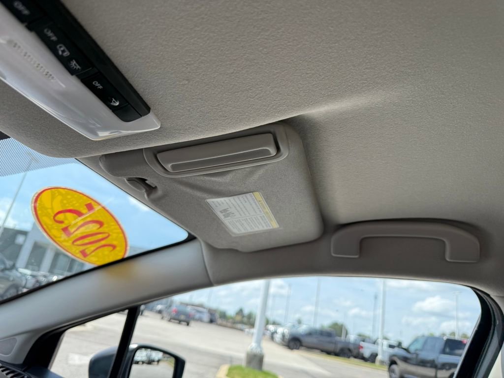 Used 2025 Nissan Versa S image 20