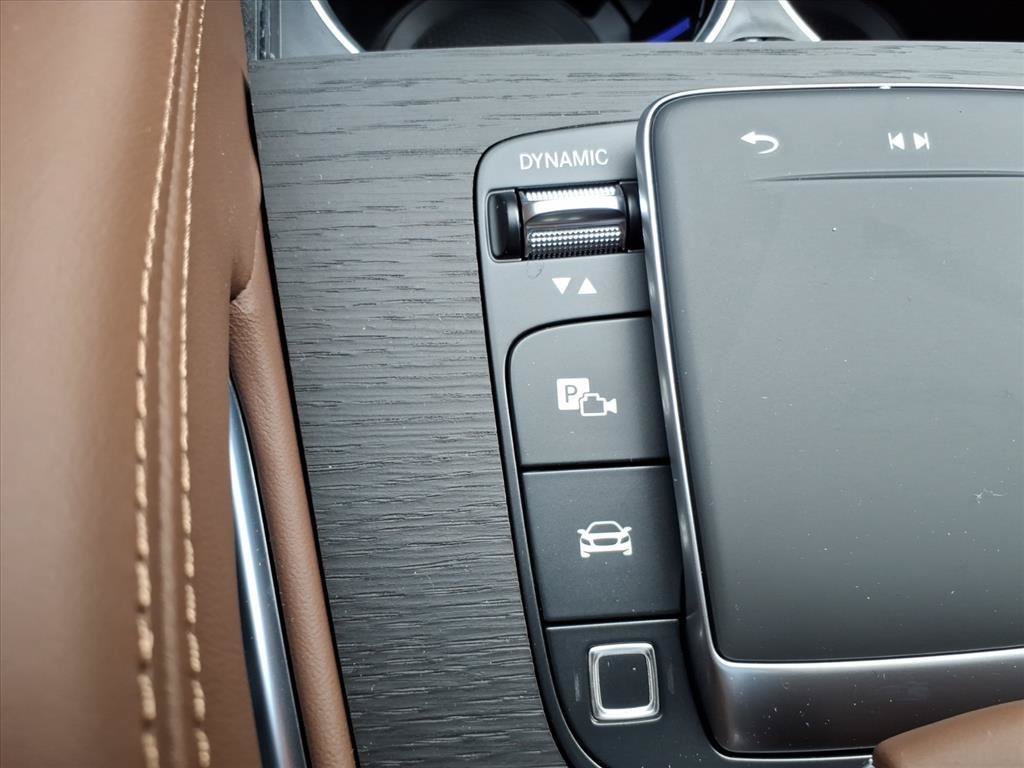 New 2026 Mercedes-Benz GLE 53 AMG 4MATIC image 21