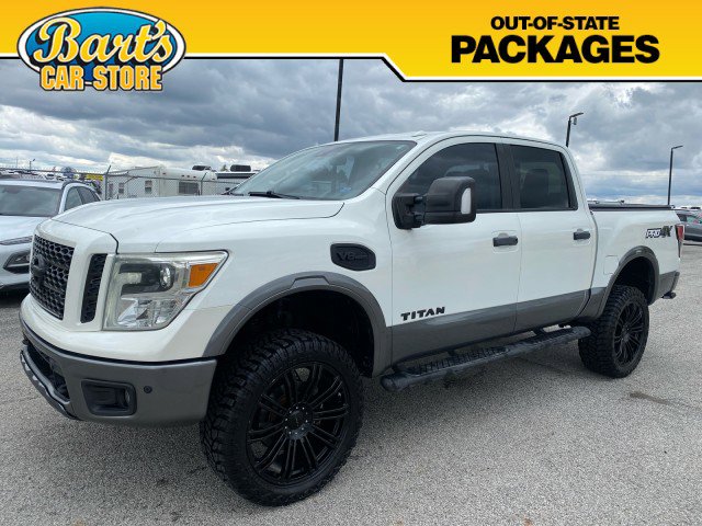 Used 2017 Nissan Titan PRO-4X AWD/4WD image 3