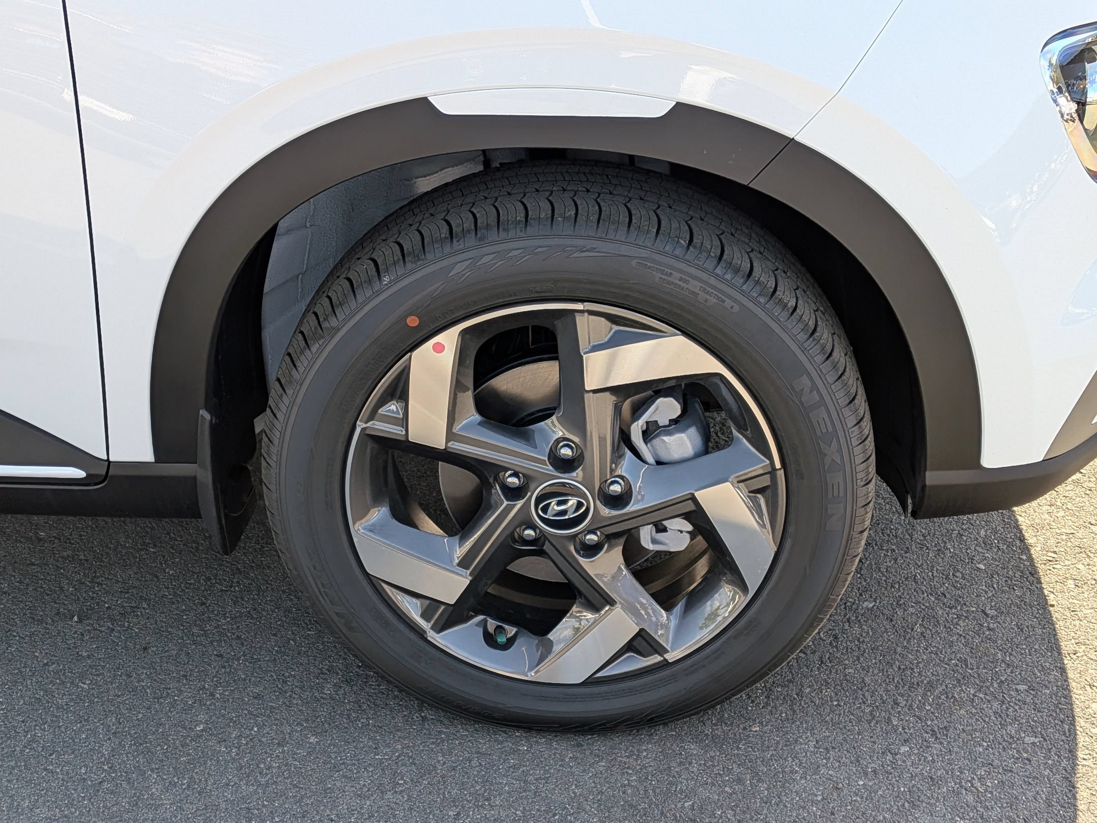 New 2026 Hyundai Venue SEL FWD image 7