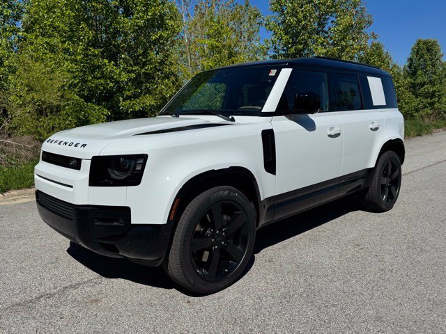 New 2026 Land Rover Defender 110 X-Dynamic SE AWD/4WD image 1