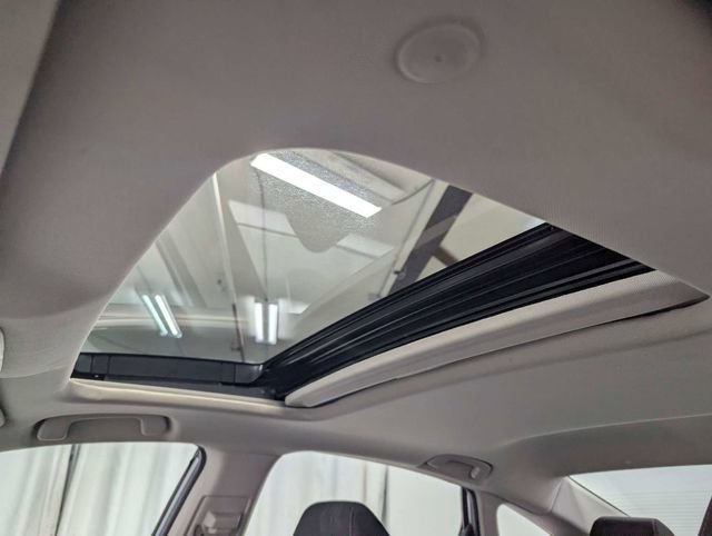 Used 2023 Honda Accord EX image 14