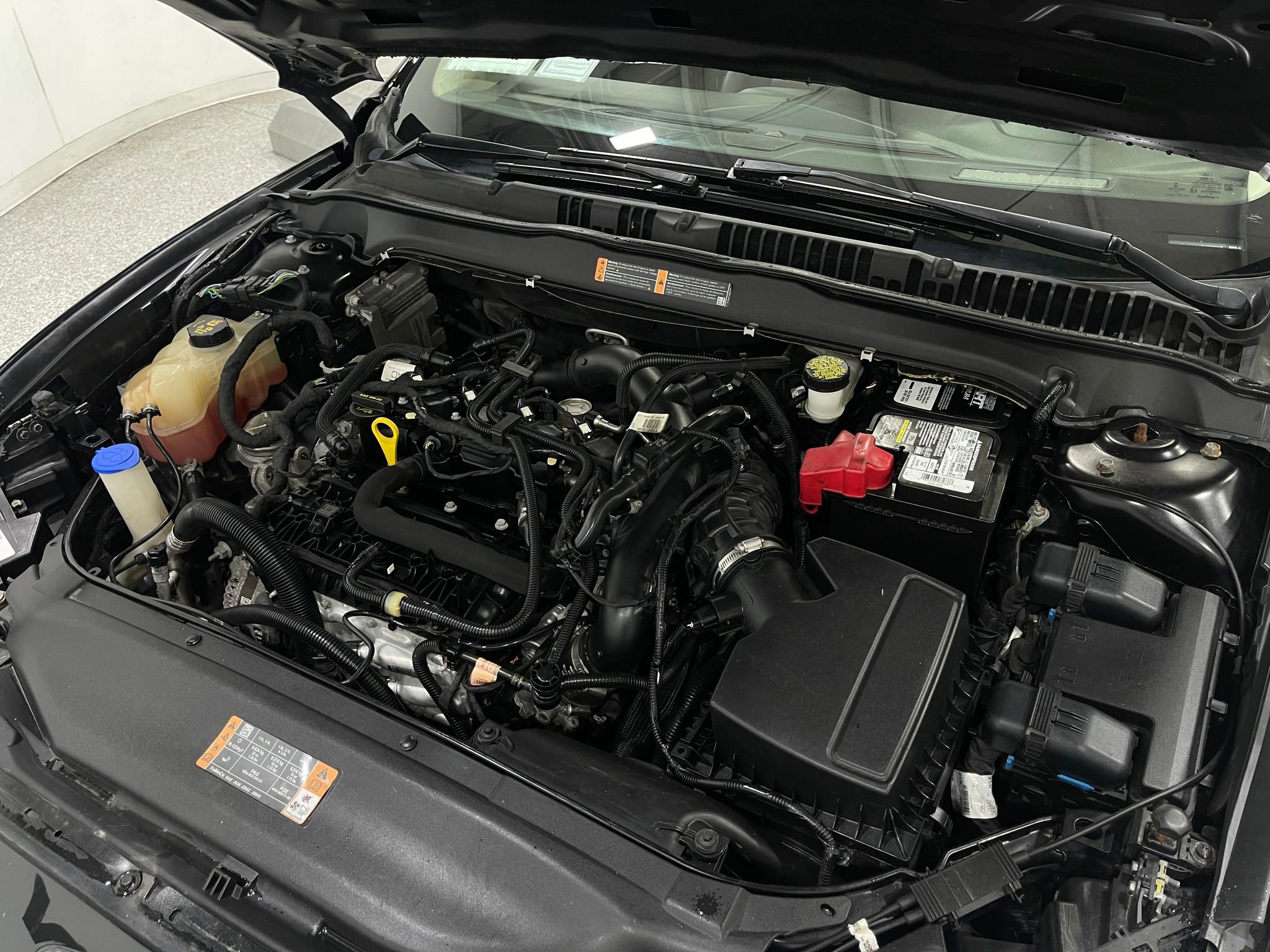 Used 2019 Ford Fusion SEL FWD image 26