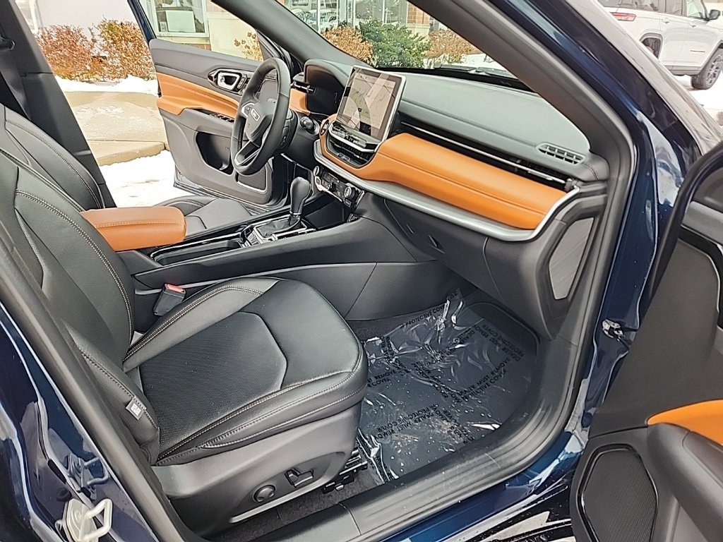 Certified 2024 Jeep Compass Limited w/ Elite Group image 27