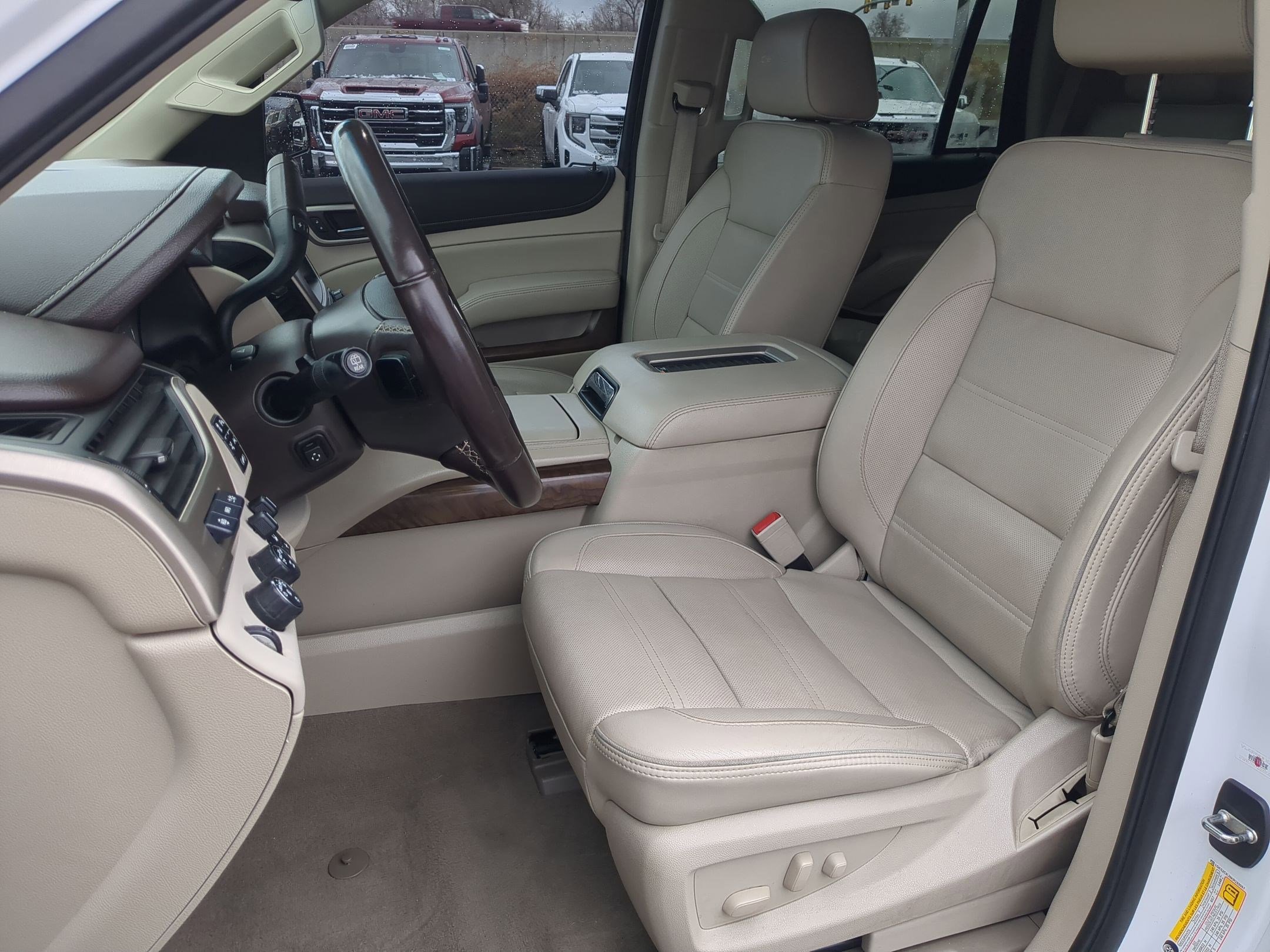 Used 2019 GMC Yukon Denali image 25