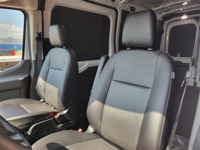 New 2026 Ford Transit 250 148 Medium Roof w/ Load Area Protection Package image 20
