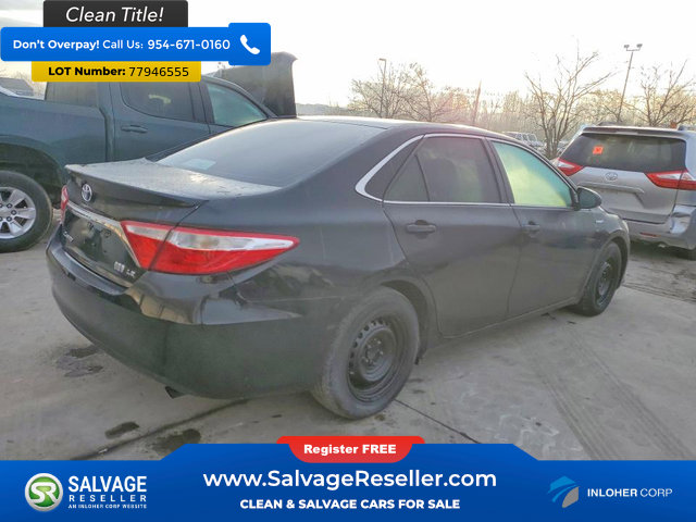 Used 2015 Toyota Camry LE image 4