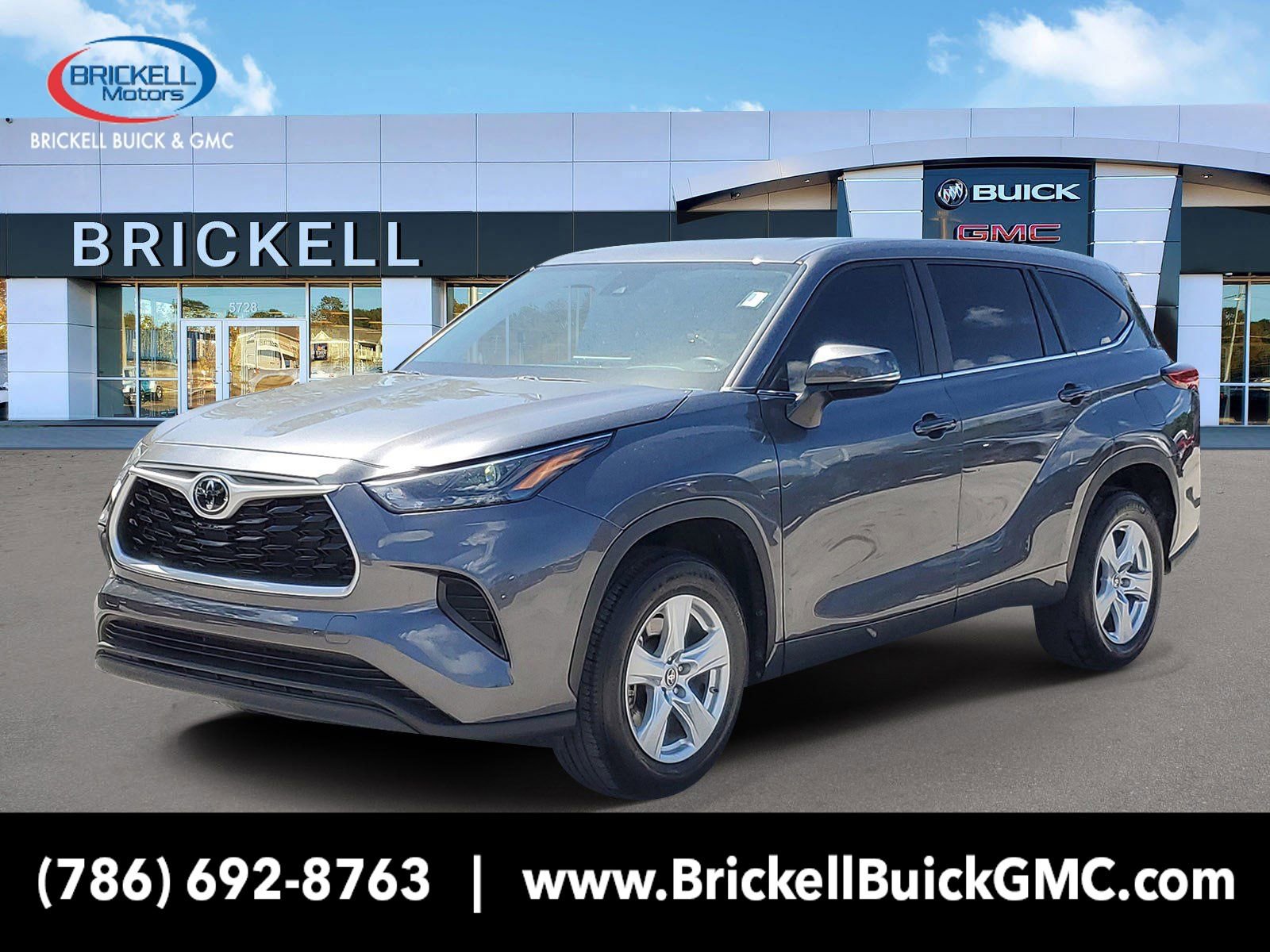 Used 2023 Toyota Highlander L image 1