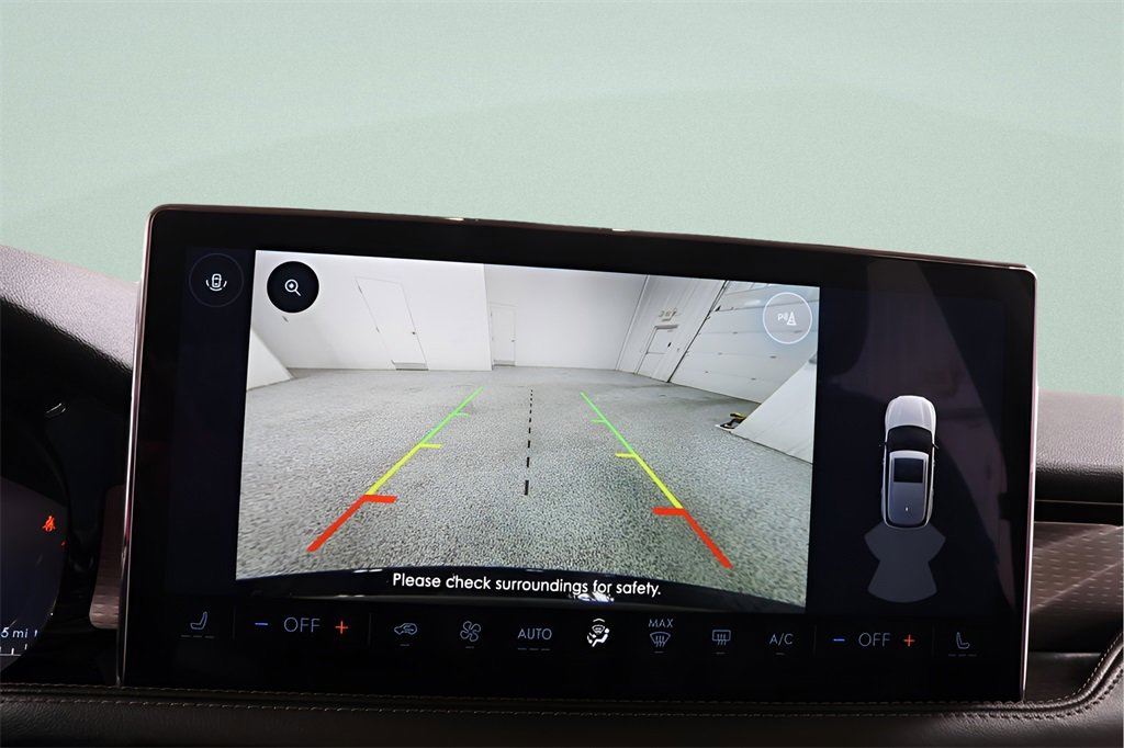 Used 2023 Lincoln Corsair Reserve image 14