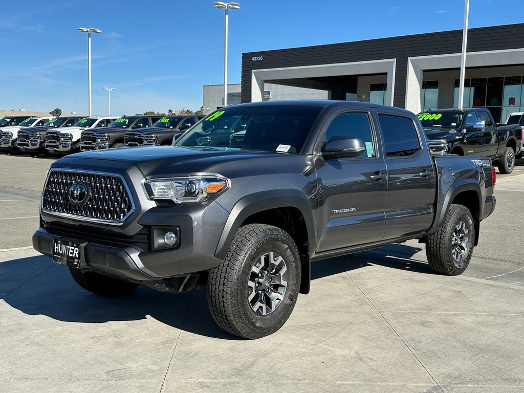 Used 2019 Toyota Tacoma TRD Off-Road image 2