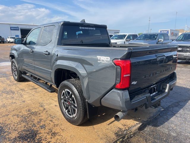 Used 2024 Toyota Tacoma TRD Sport RWD image 6