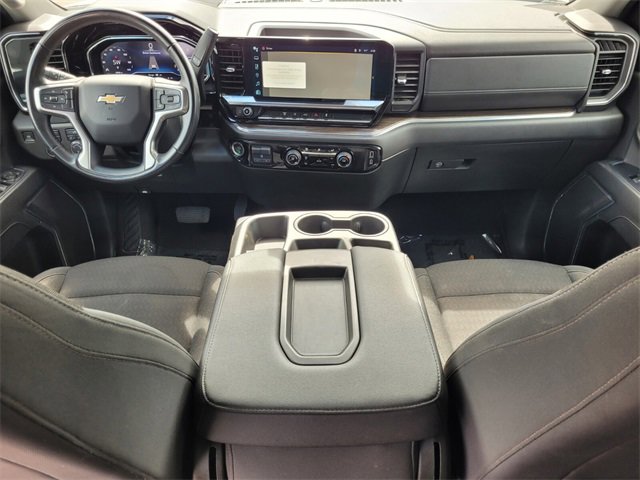 Used 2024 Chevrolet Silverado 2500 LT image 17