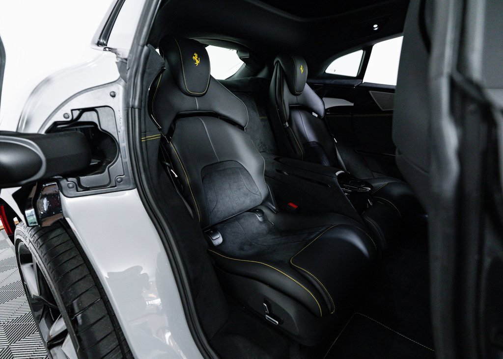 Certified 2025 Ferrari Purosangue image 21