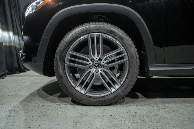 New 2026 Mercedes-Benz GLS 450 4MATIC image 6